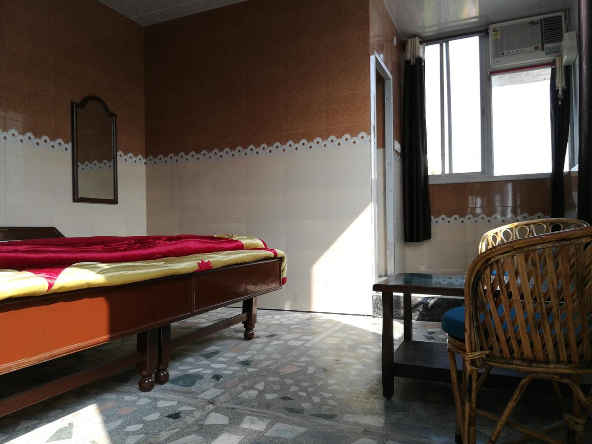 Raahi The Travellers Nest Hotell Rishīkesh Exteriör bild